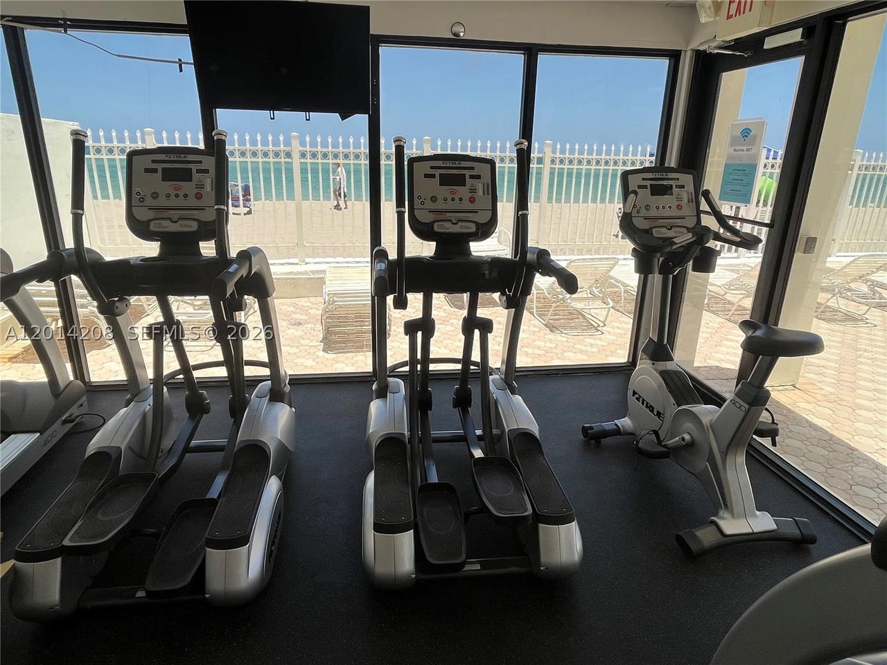 Real estate property located at 3505 Ocean Dr #210, Broward, Alexander Towers Condo, Hollywood, FL