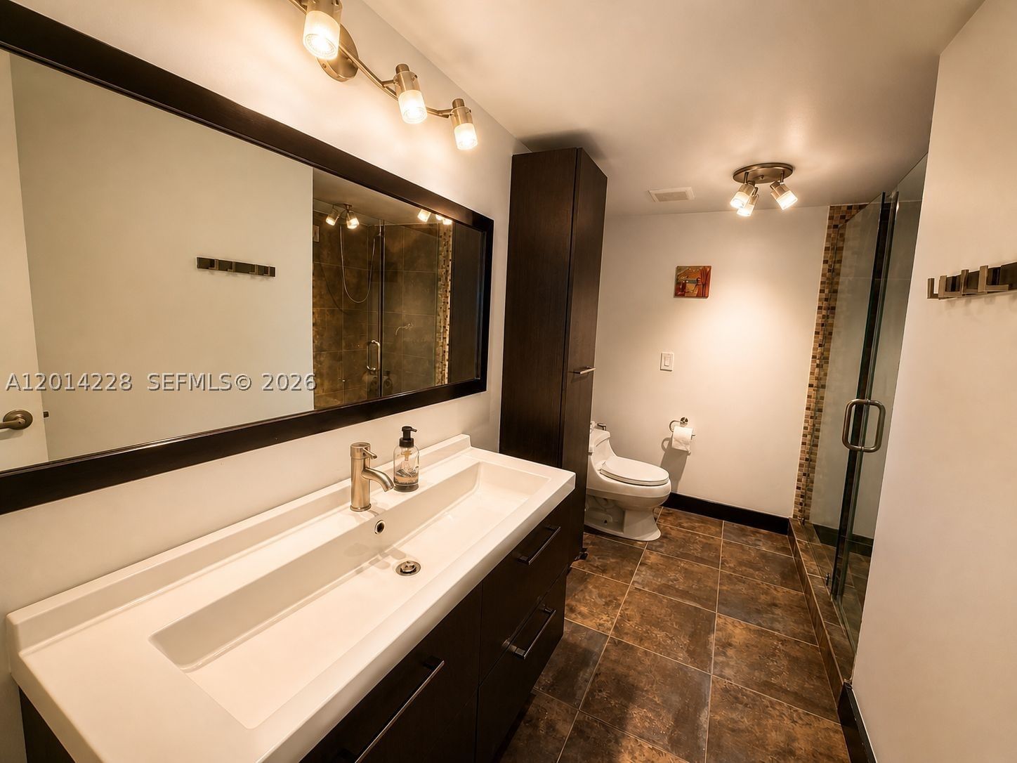 Real estate property located at 21075 34th Ave #303-2, Miami-dade, Spinnaker Bay Condo, Aventura, FL