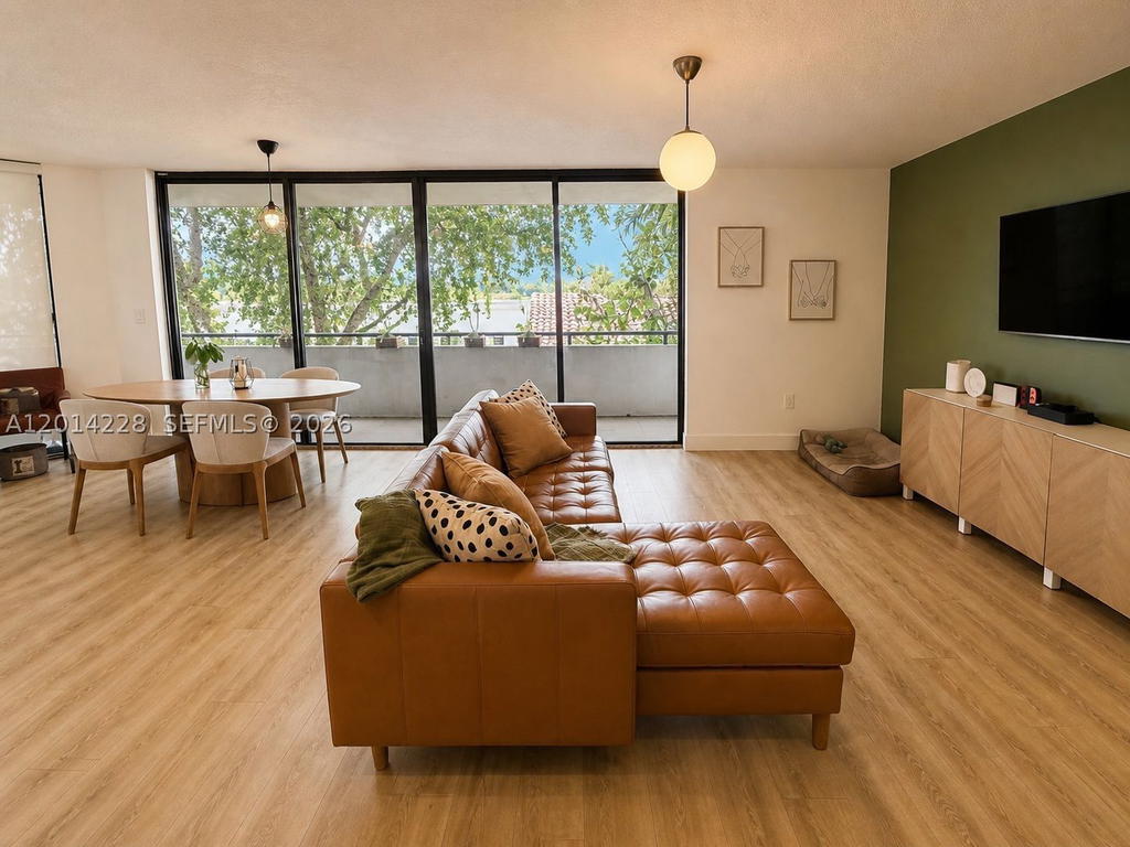 Real estate property located at 21075 34th Ave #303-2, Miami-dade, Spinnaker Bay Condo, Aventura, FL