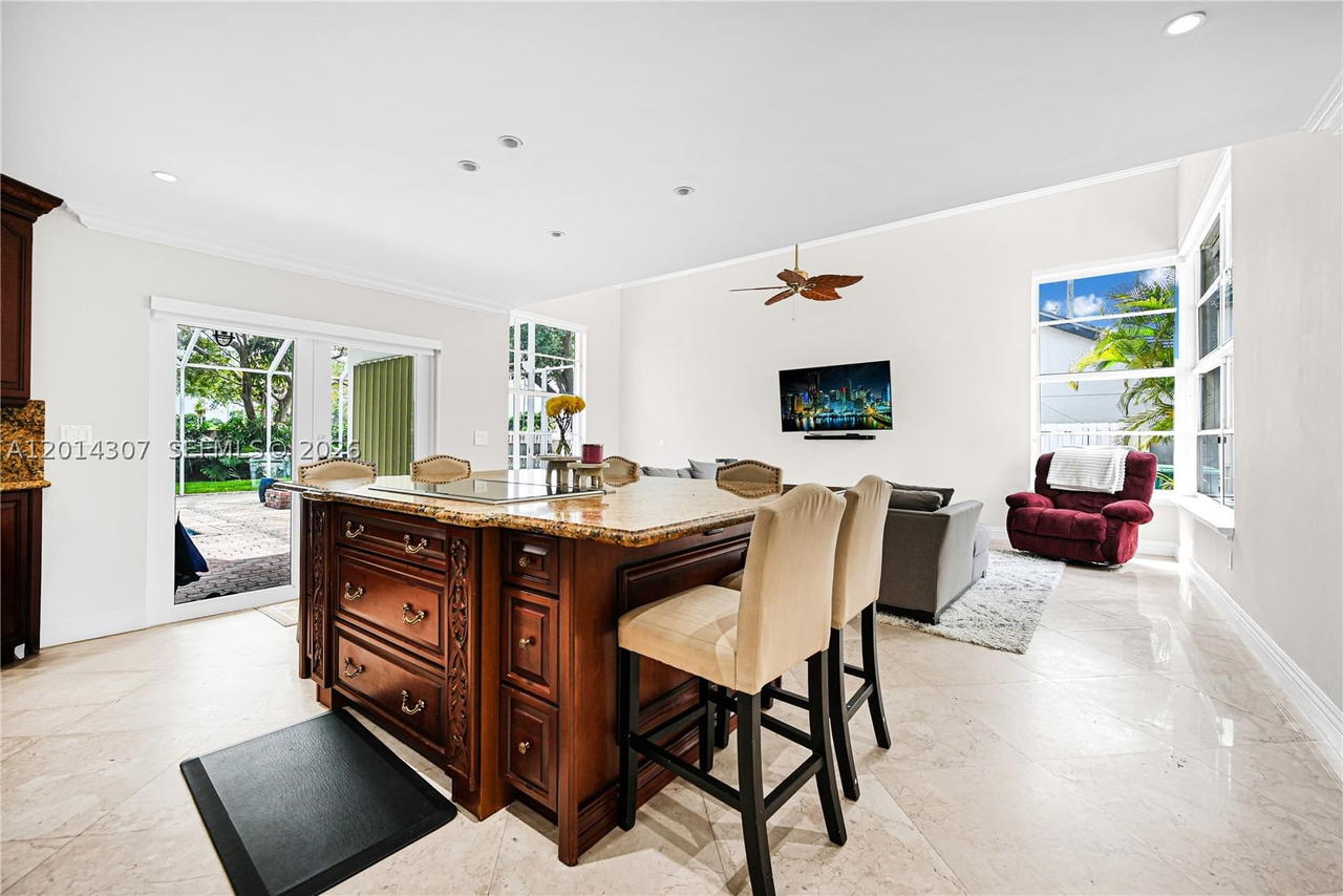 Real estate property located at 9866 111th Ter, Miami-dade, Weitzer Killian Place, Miami, FL