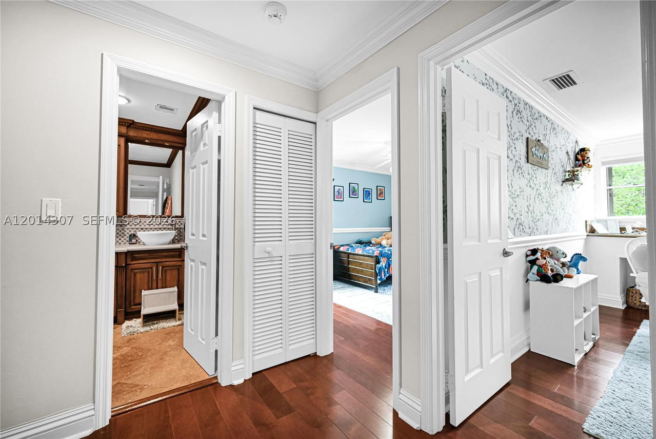 Real estate property located at 9866 111th Ter, Miami-dade, Weitzer Killian Place, Miami, FL