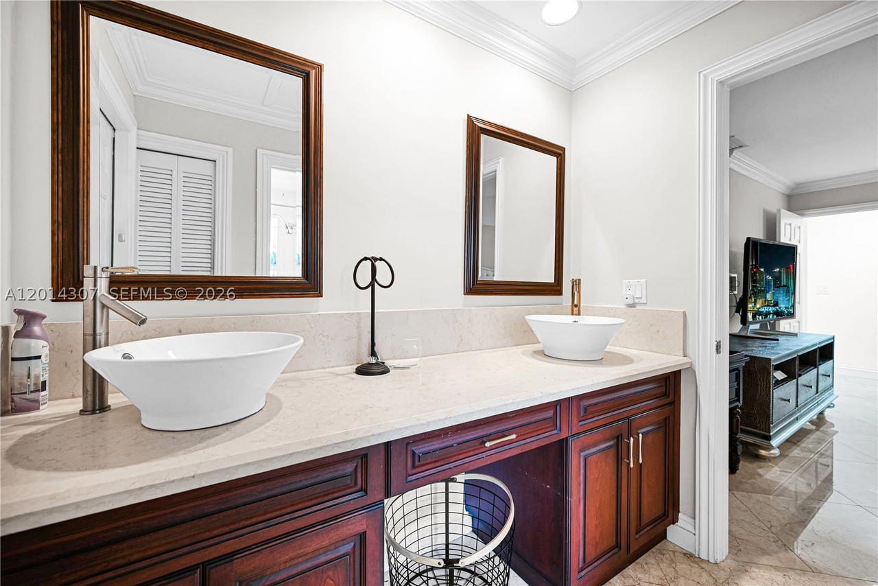 Real estate property located at 9866 111th Ter, Miami-dade, Weitzer Killian Place, Miami, FL