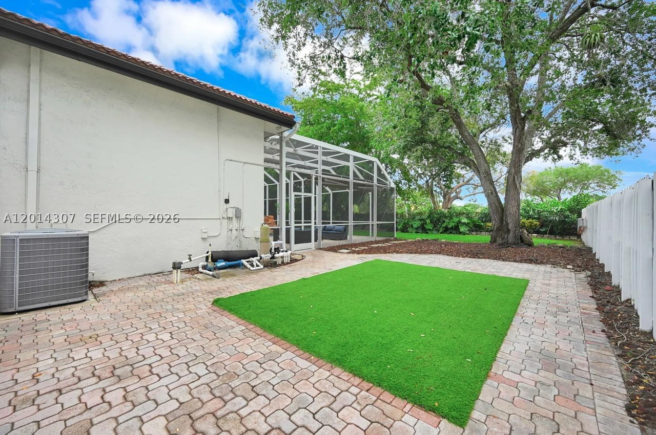 Real estate property located at 9866 111th Ter, Miami-dade, Weitzer Killian Place, Miami, FL