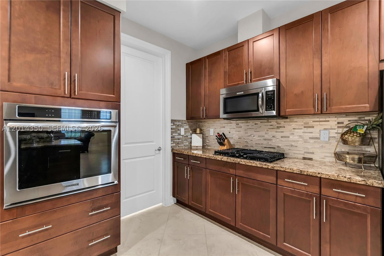 Real estate property located at 8915 Watercrest Cir W, Broward, Watercrest, Parkland, FL