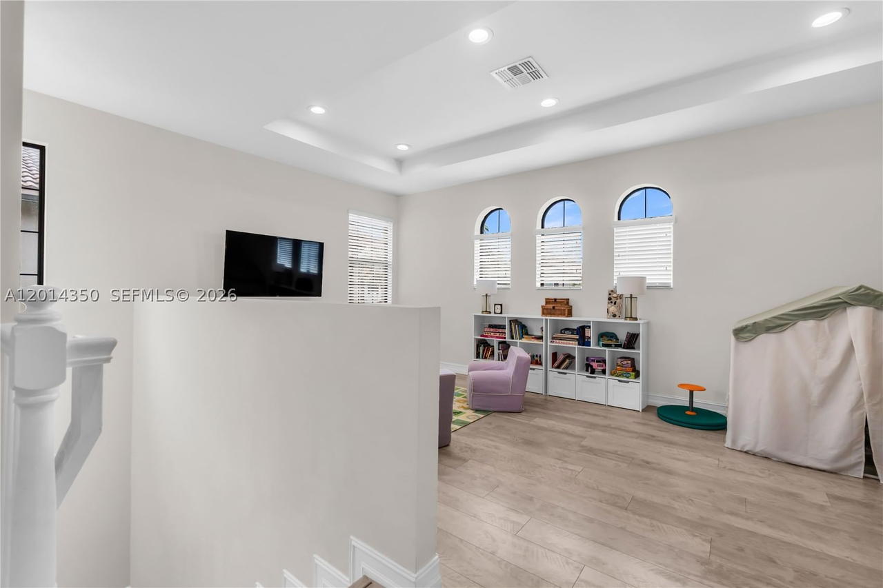 Real estate property located at 8915 Watercrest Cir W, Broward, Watercrest, Parkland, FL