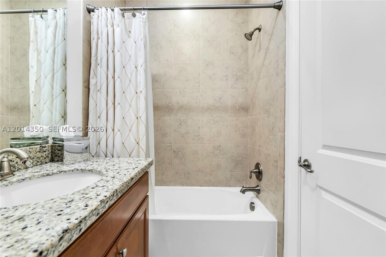 Real estate property located at 8915 Watercrest Cir W, Broward, Watercrest, Parkland, FL