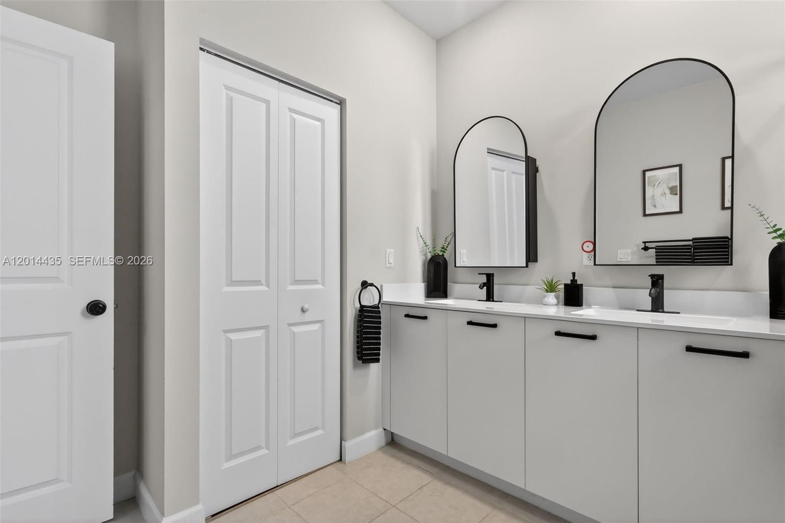 Real estate property located at 12808 22nd Pl, Miami-dade, Golf Park Sec 1, Miami, FL