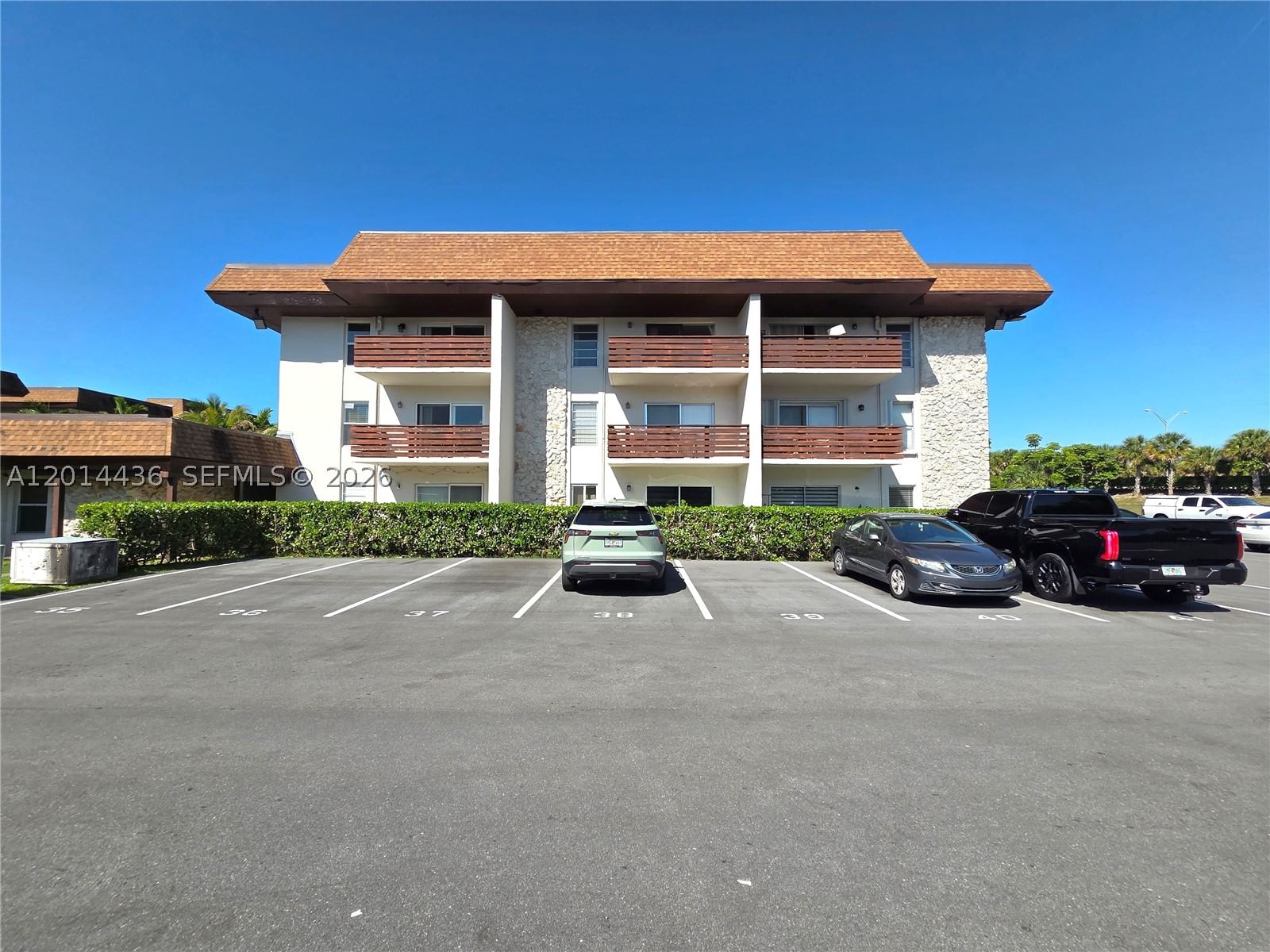 Real estate property located at 7477 82nd St C115, Miami-dade, Dadeland Capri Condo, Miami, FL