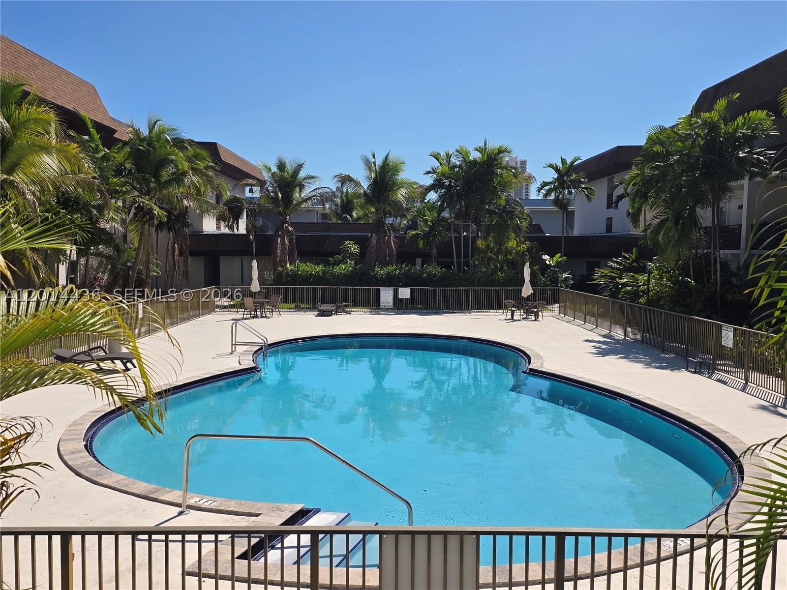 Real estate property located at 7477 82nd St C115, Miami-dade, Dadeland Capri Condo, Miami, FL