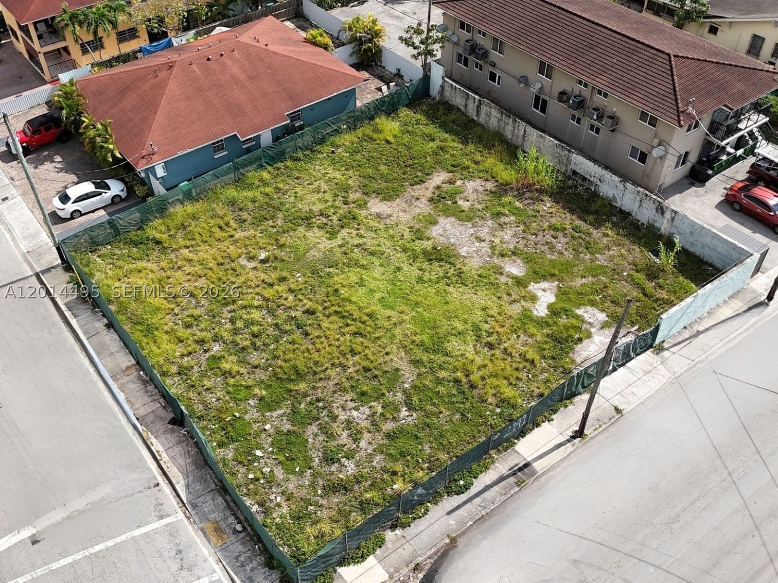 Real estate property located at 2141 3rd St, Miami-dade, Idlewild Park, Miami, FL