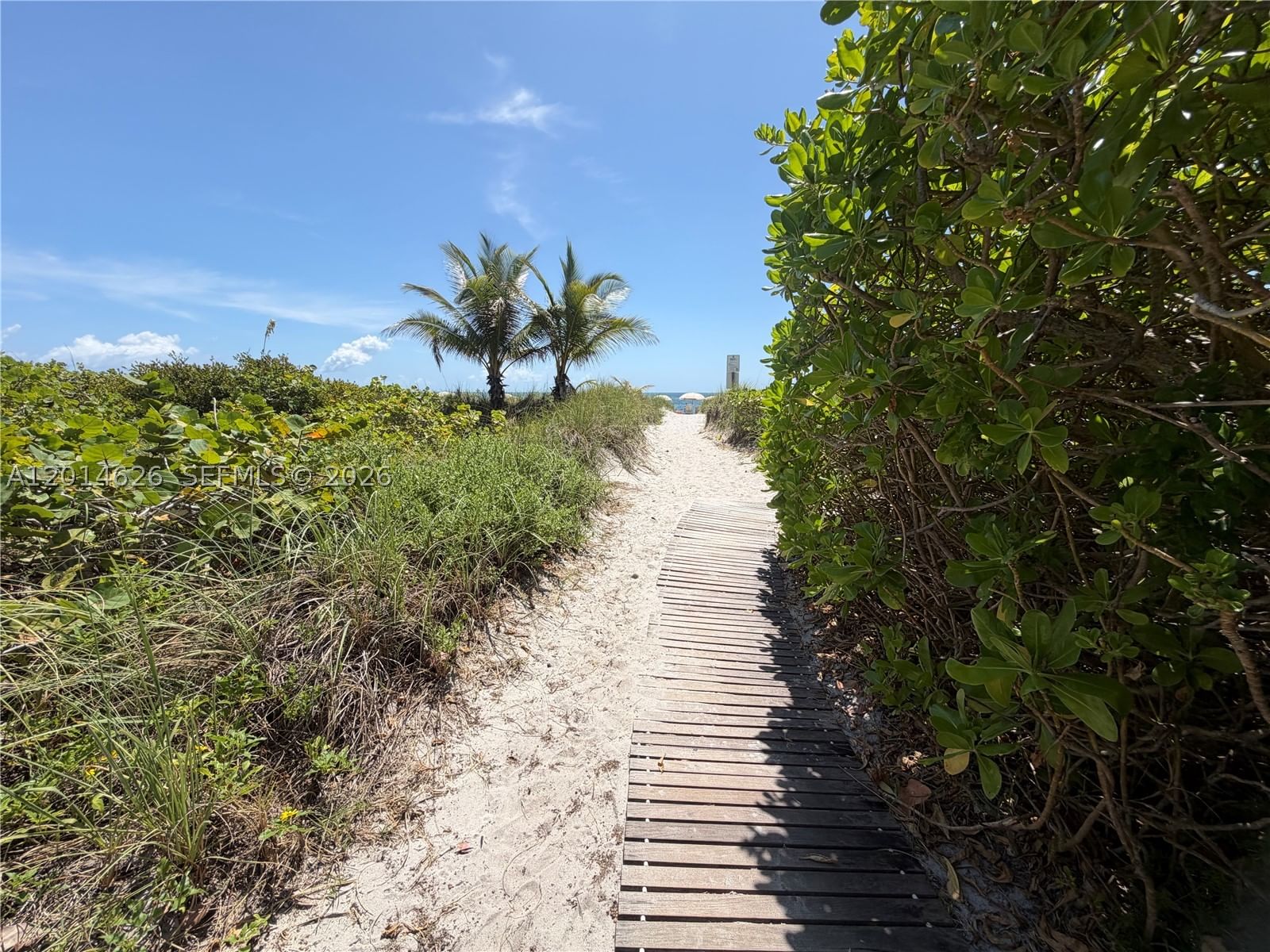 Real estate property located at 201 Crandon Blvd #424, Miami-dade, Key Colony No 1, Key Biscayne, FL