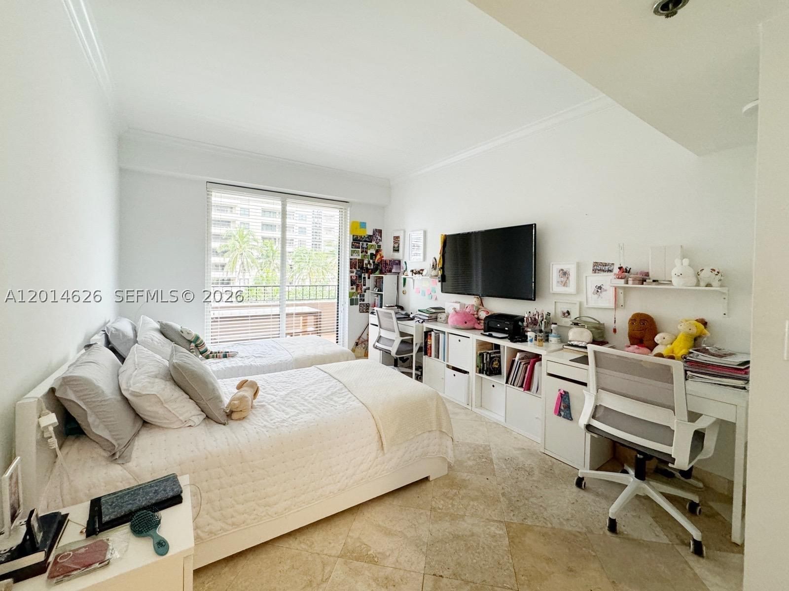 Real estate property located at 201 Crandon Blvd #424, Miami-dade, Key Colony No 1, Key Biscayne, FL