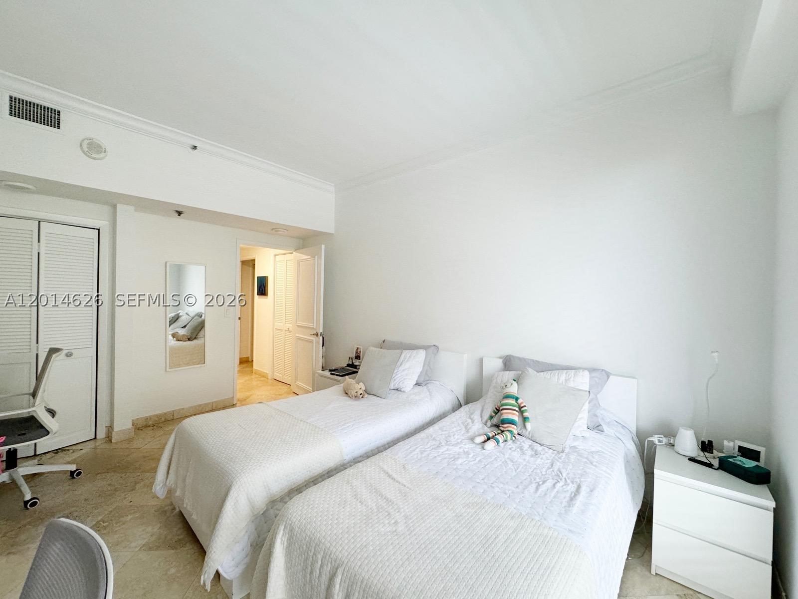 Real estate property located at 201 Crandon Blvd #424, Miami-dade, Key Colony No 1, Key Biscayne, FL