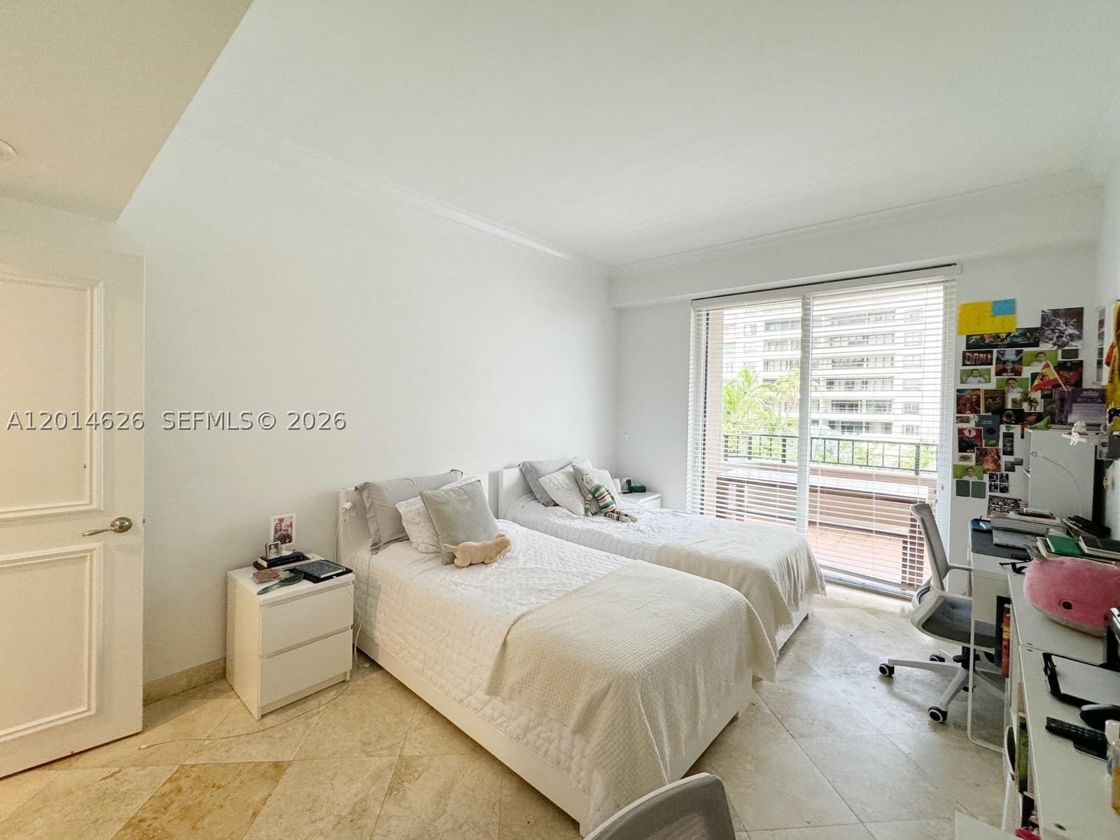 Real estate property located at 201 Crandon Blvd #424, Miami-dade, Key Colony No 1, Key Biscayne, FL