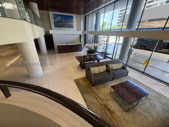 Real estate property located at 201 Crandon Blvd #424, Miami-dade, Key Colony No 1, Key Biscayne, FL