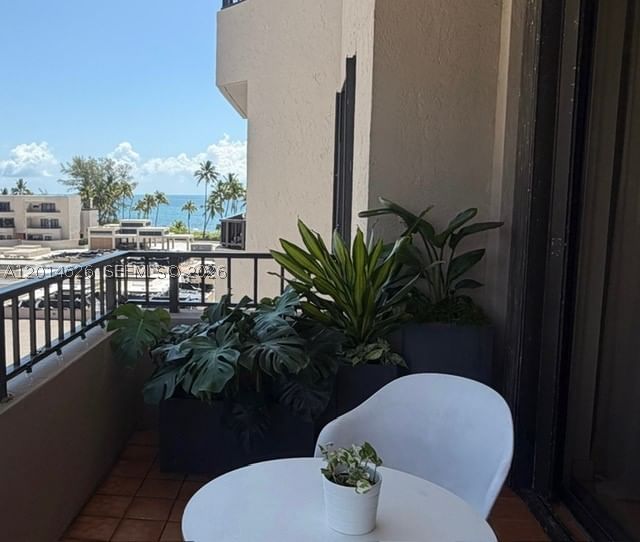 Real estate property located at 201 Crandon Blvd #424, Miami-dade, Key Colony No 1, Key Biscayne, FL