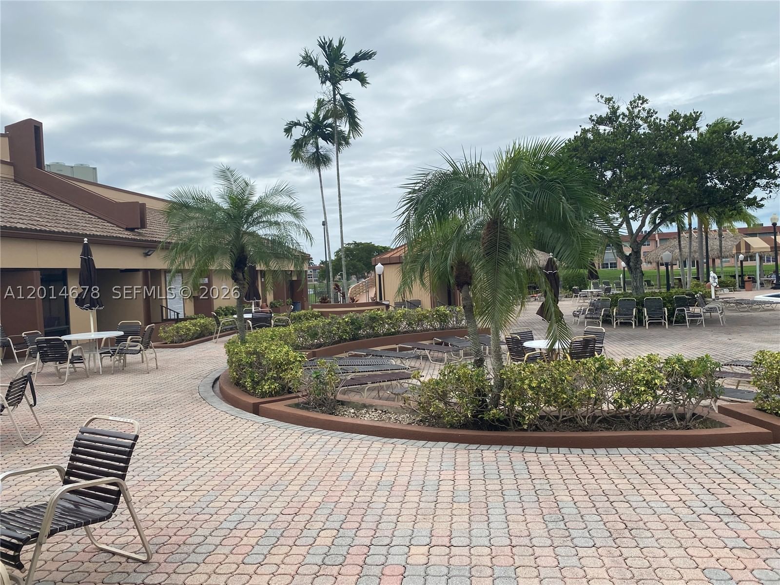 Real estate property located at 9781 Sunrise Lakes Blvd #202, Broward, Sunrise Lakes 150 Condo, Sunrise, FL