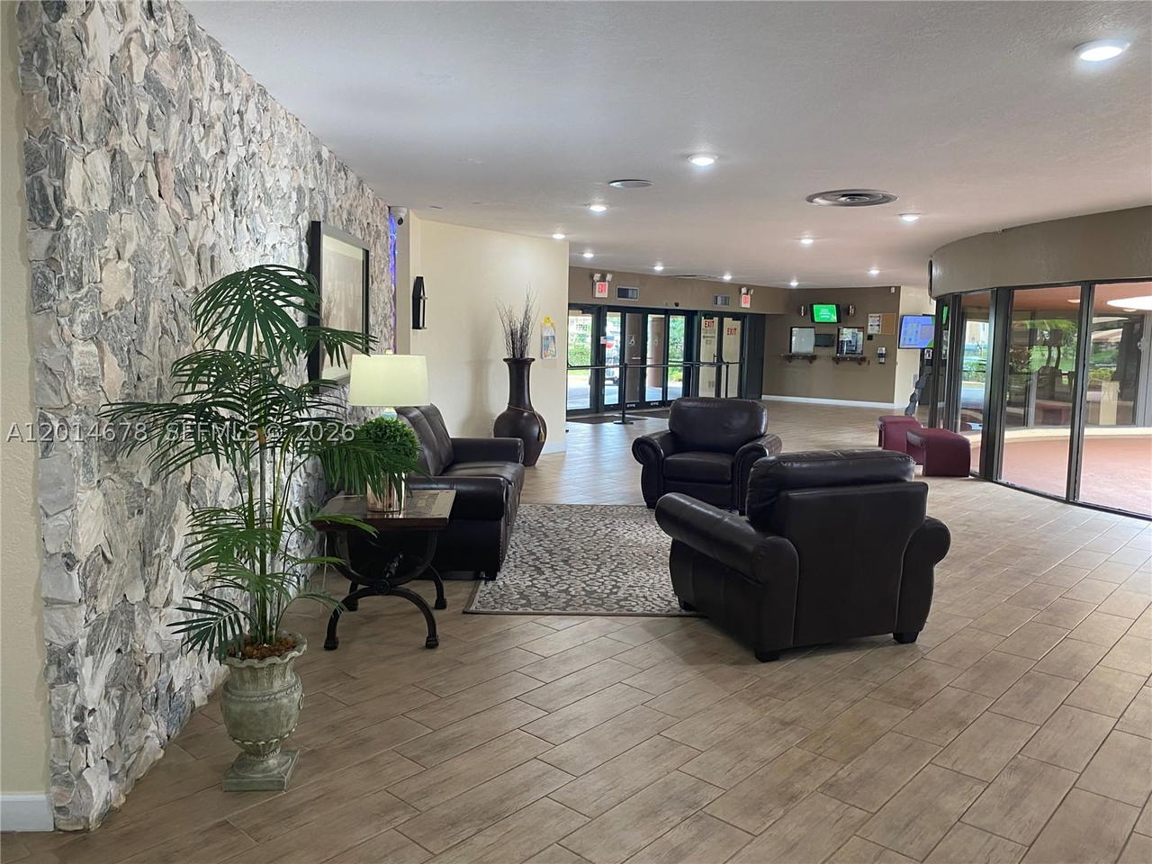 Real estate property located at 9781 Sunrise Lakes Blvd #202, Broward, Sunrise Lakes 150 Condo, Sunrise, FL