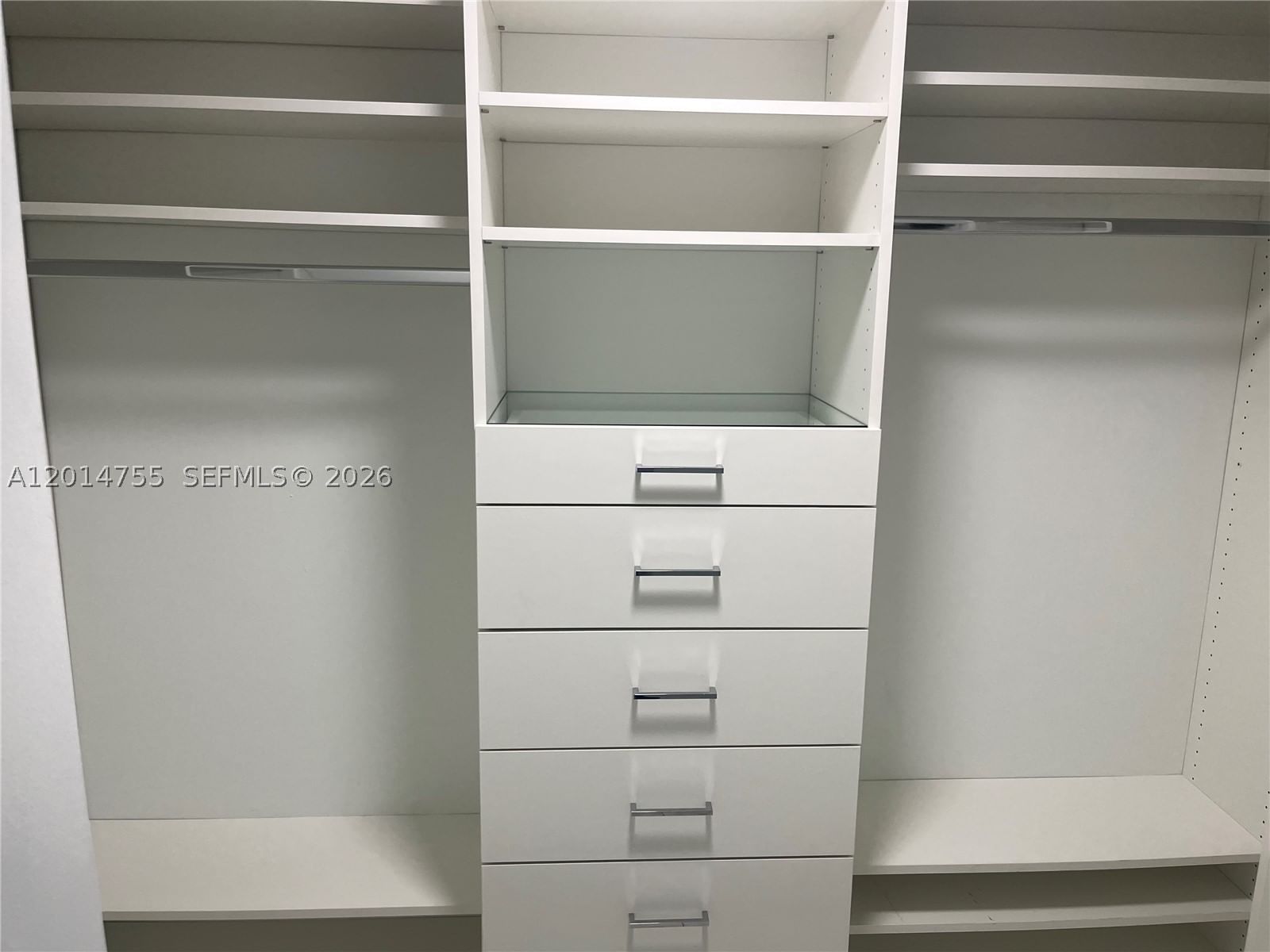 Real estate property located at 1800 Bayshore Dr #614, Miami-dade, 1800 Club Condo, Miami, FL