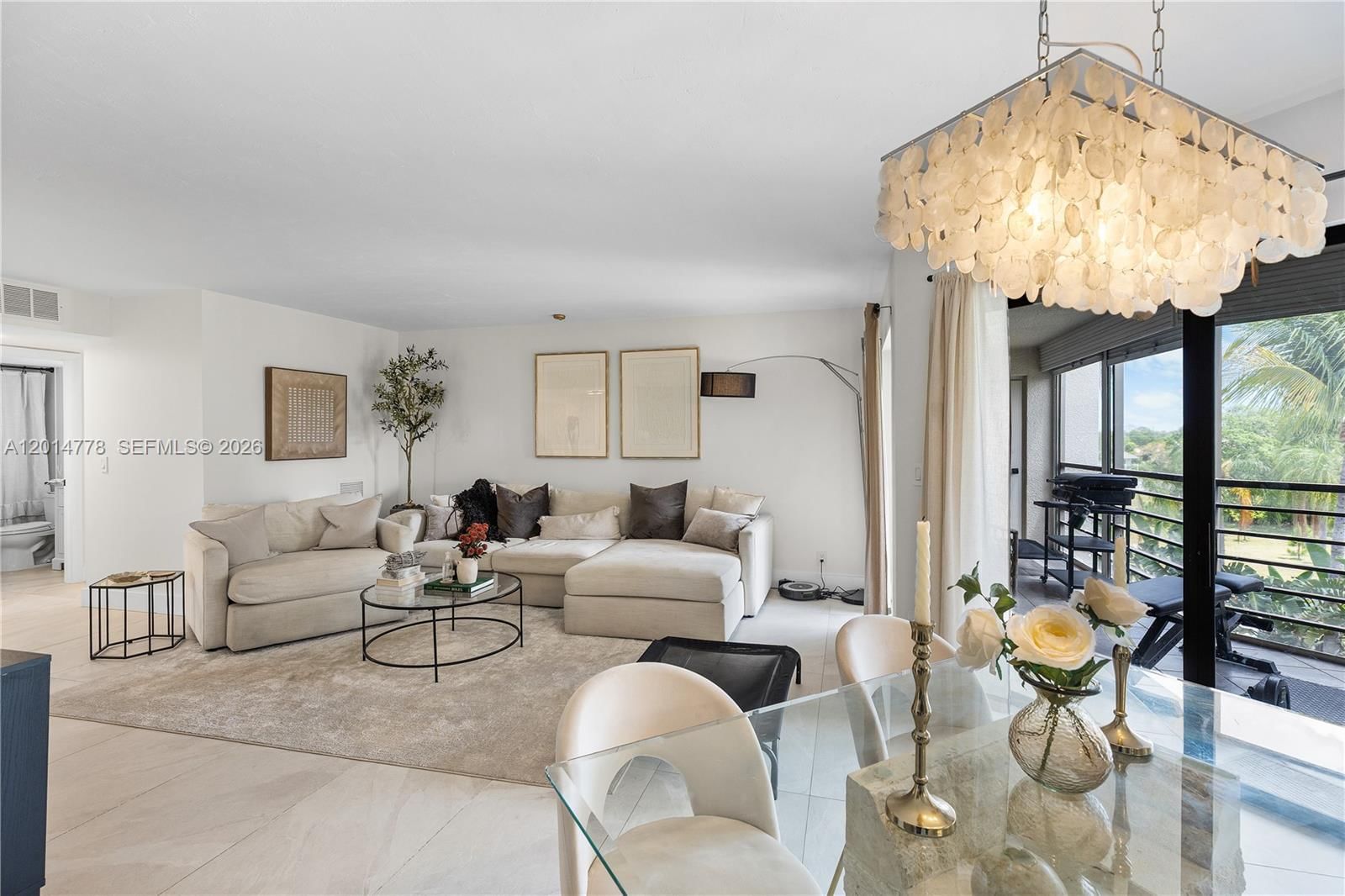 Real estate property located at 5850 Camino Del Sol #404, Palm Beach, Camino Real Village Condo, Boca Raton, FL