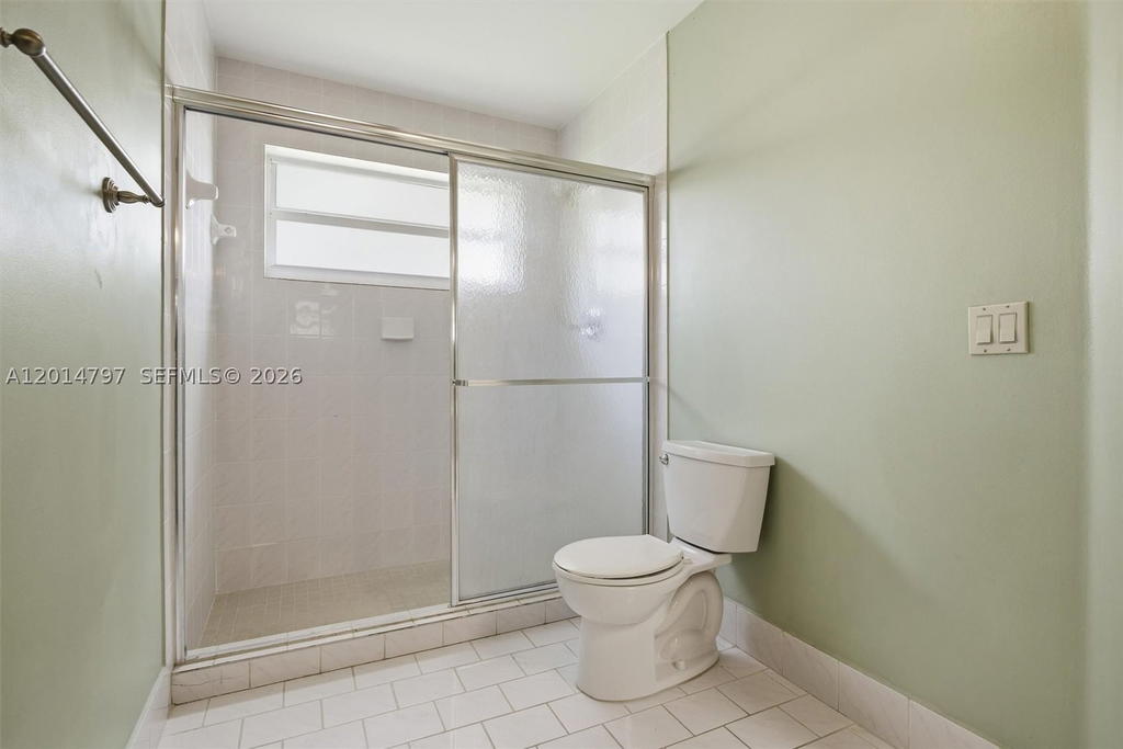 Real estate property located at 14941 45th Ter, Miami-dade, The Mansions 1st Addn, Miami, FL