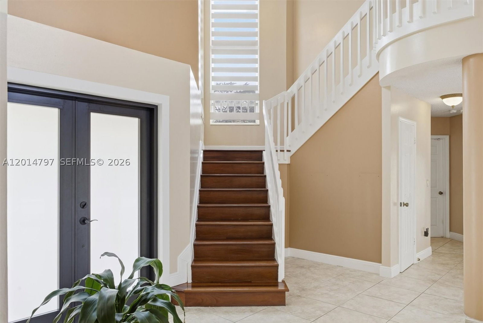 Real estate property located at 14941 45th Ter, Miami-dade, The Mansions 1st Addn, Miami, FL