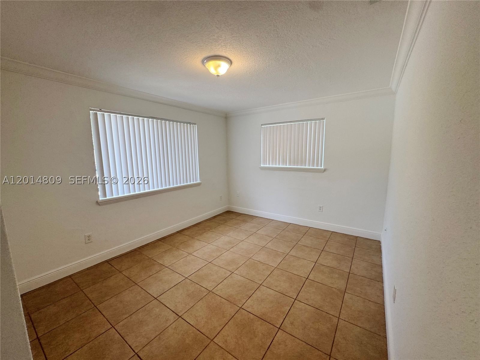 Real estate property located at 9620 Kendale Blvd, Miami-dade, Kendale Sec 2, Miami, FL