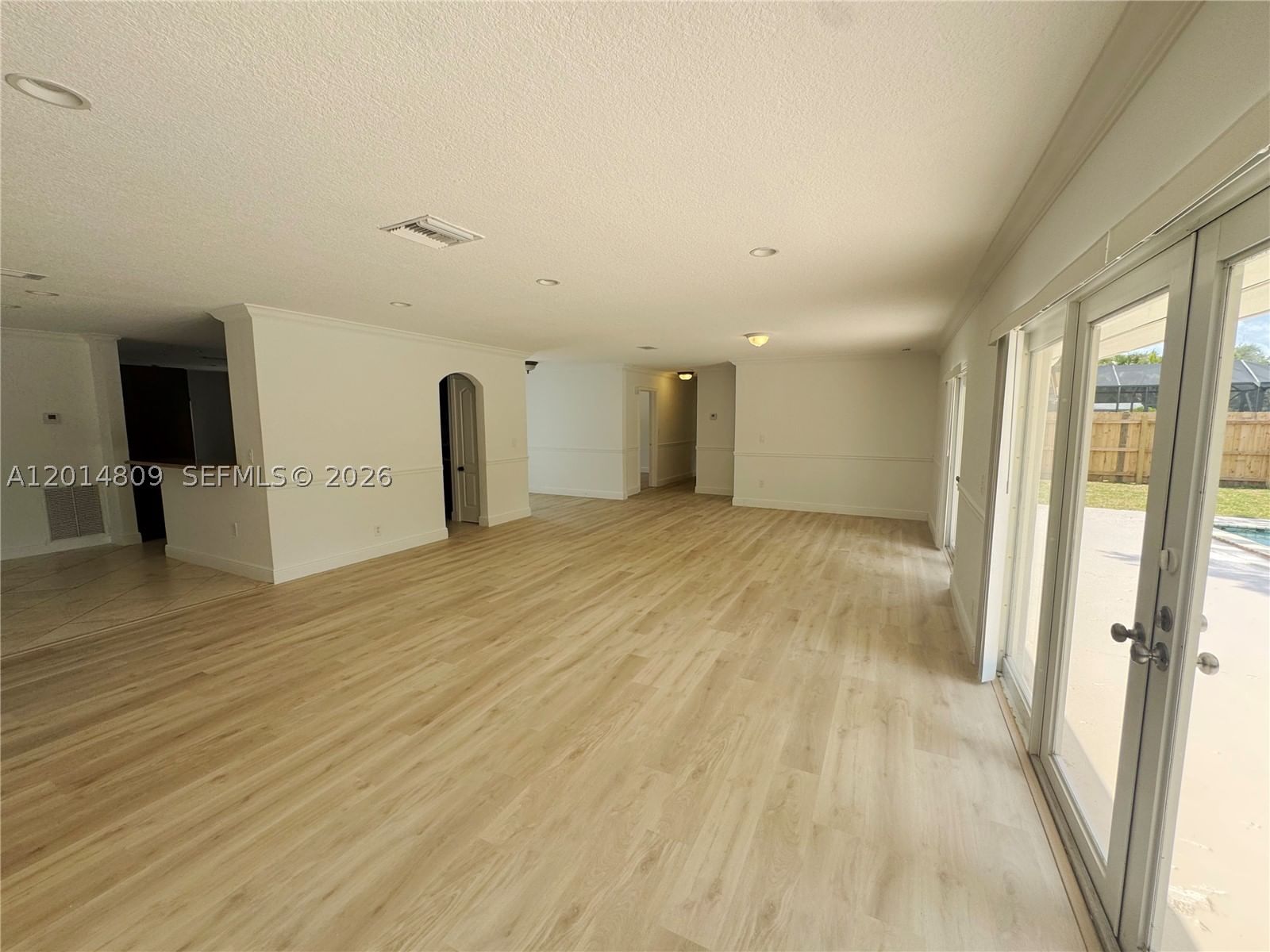 Real estate property located at 9620 Kendale Blvd, Miami-dade, Kendale Sec 2, Miami, FL