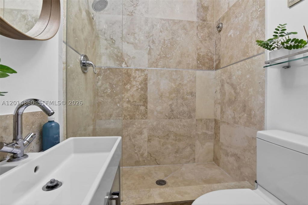 Real estate property located at 3330 190th St #1817, Miami-dade, Aventura Marina Condo Num, Aventura, FL