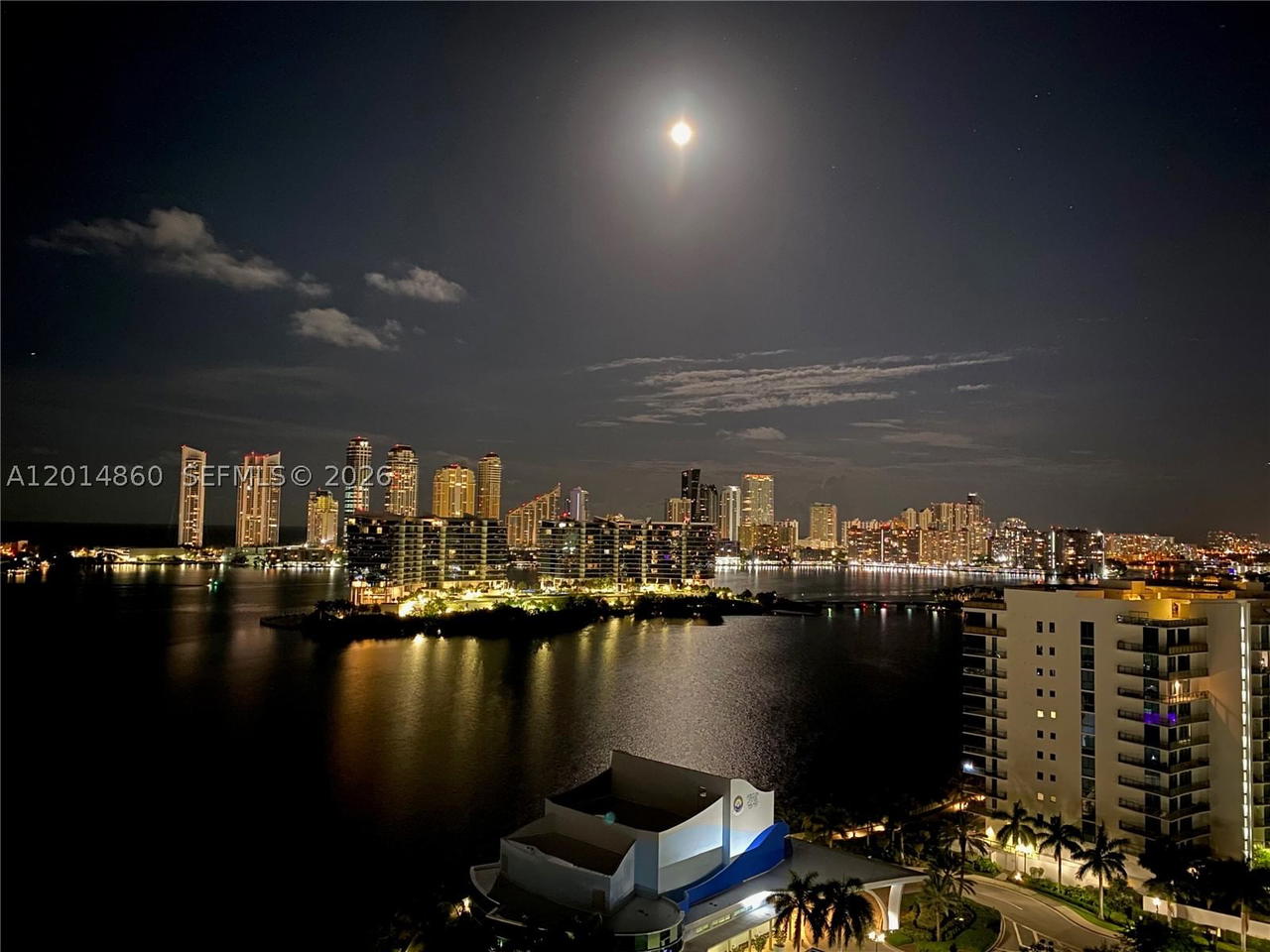Real estate property located at 3330 190th St #1817, Miami-dade, Aventura Marina Condo Num, Aventura, FL