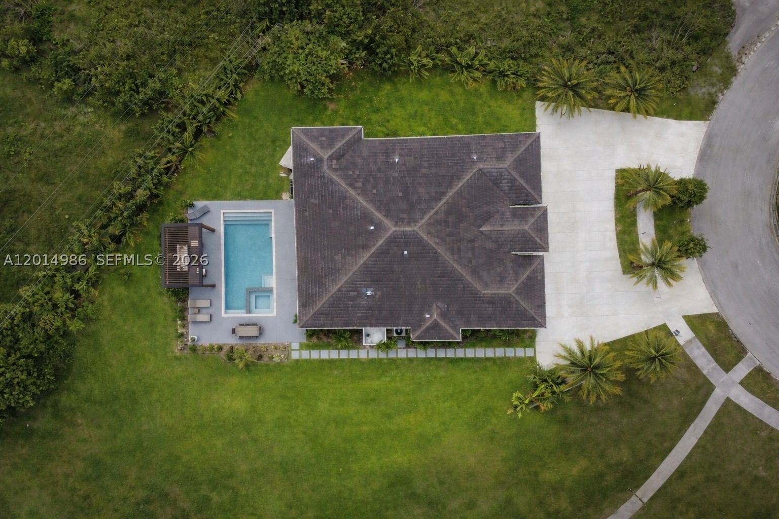 Real estate property located at 5815 107th Pl, Miami-dade, Westwood Ests 3rd Addn, Miami, FL