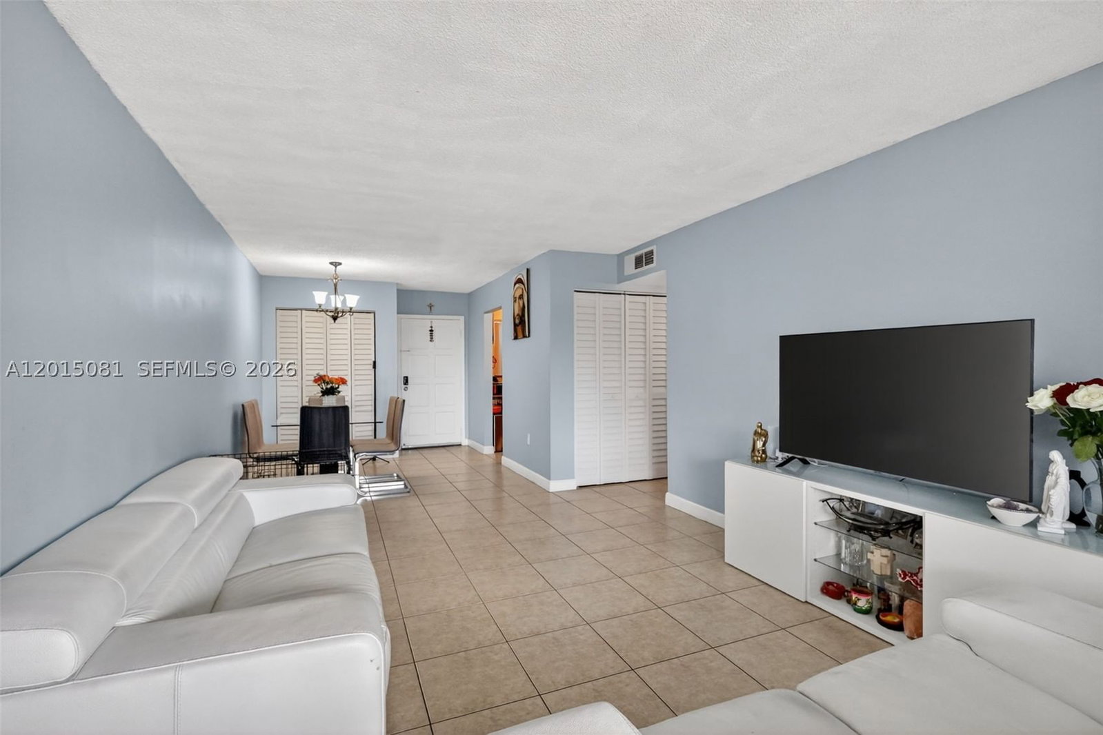 Real estate property located at 1755 60th St D301, Miami-dade, Los Suenos Condo, Hialeah, FL