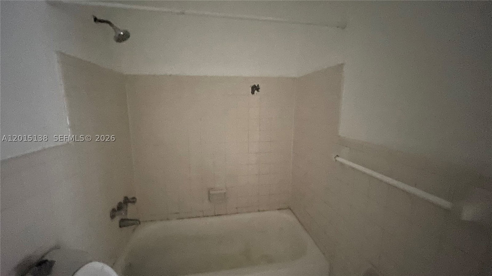 Real estate property located at 5200 16th St, Broward, Sunshine Villas, Lauderhill, FL