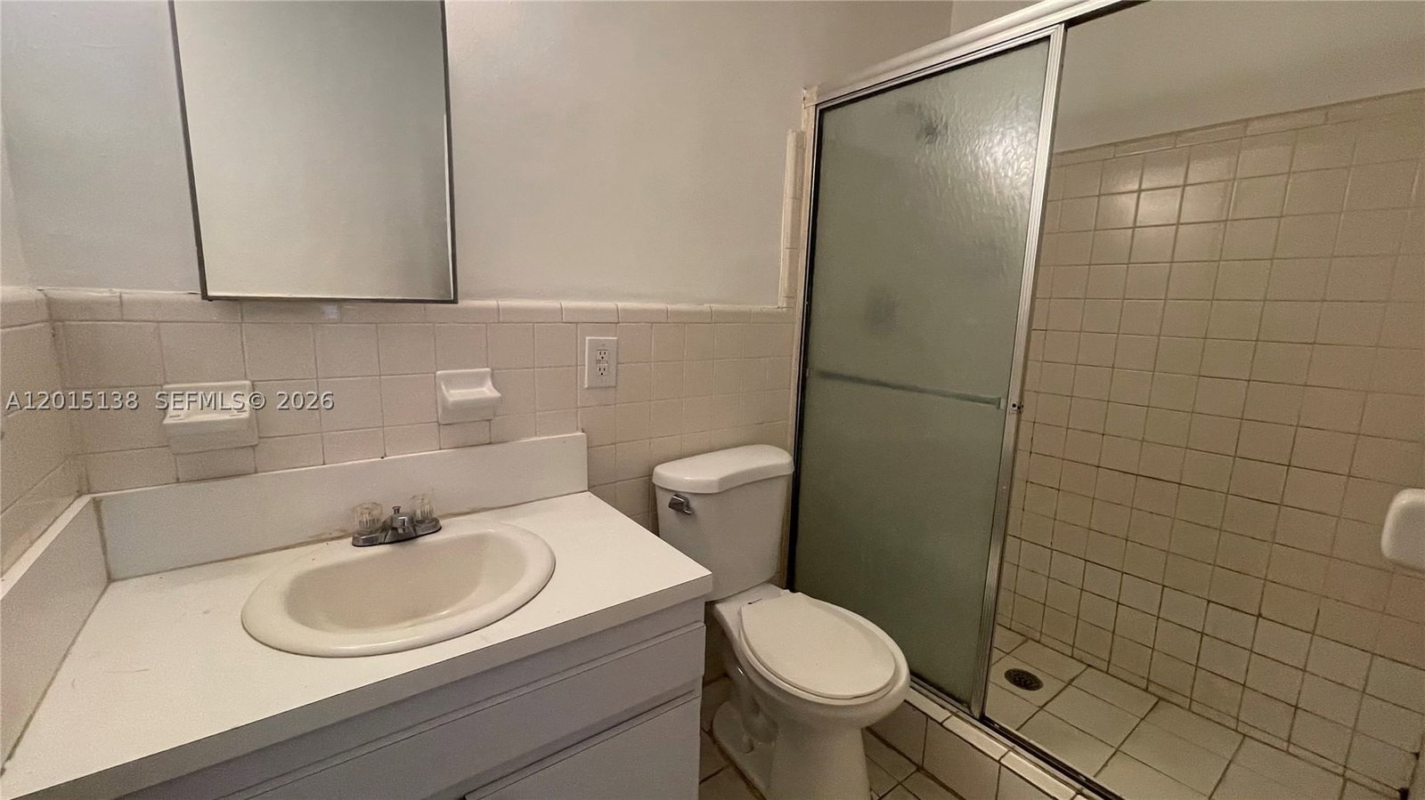 Real estate property located at 5200 16th St, Broward, Sunshine Villas, Lauderhill, FL