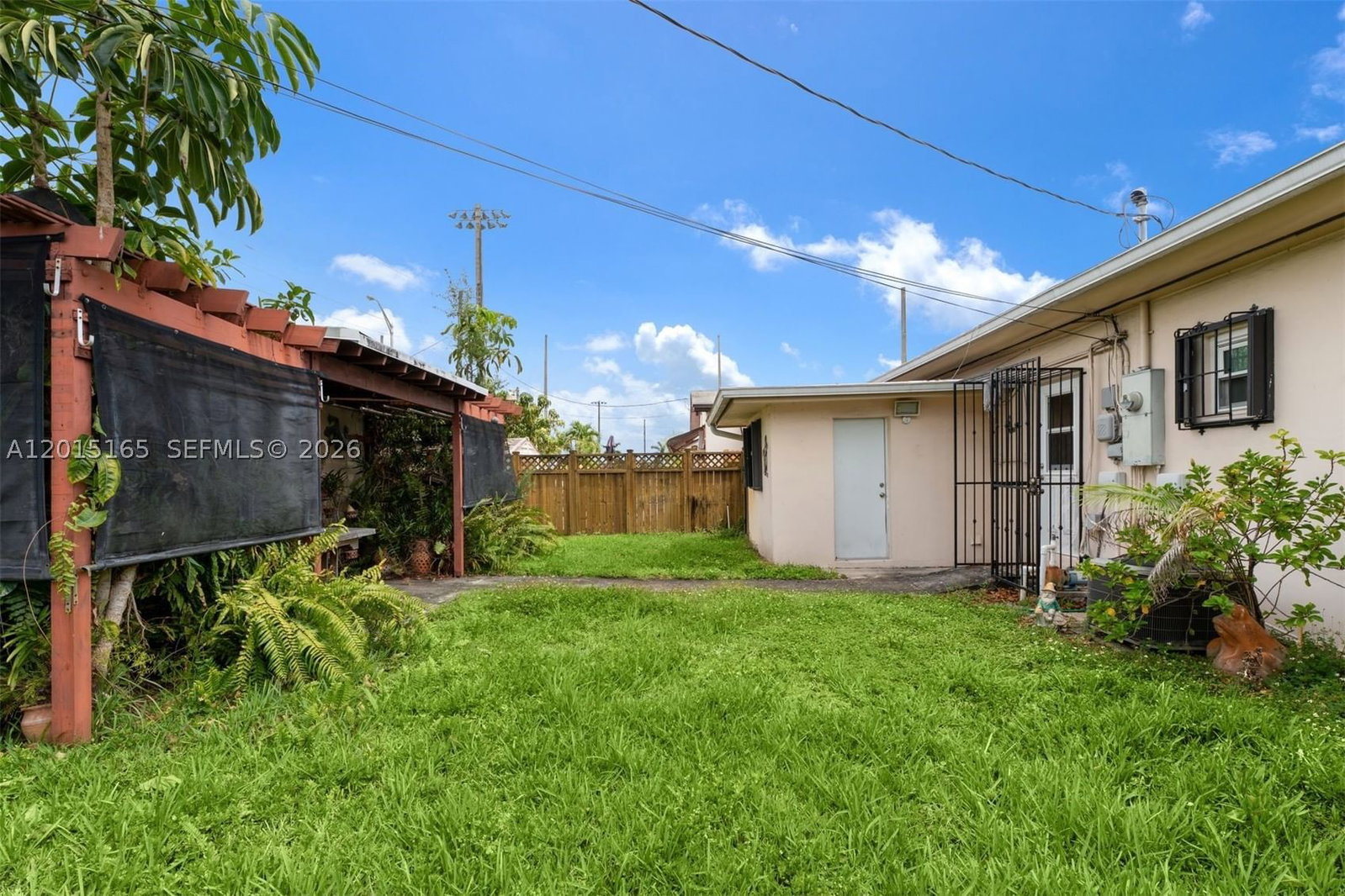 Real estate property located at 2674 8th Ct, Miami-dade, Hialeah Homesites, Hialeah, FL