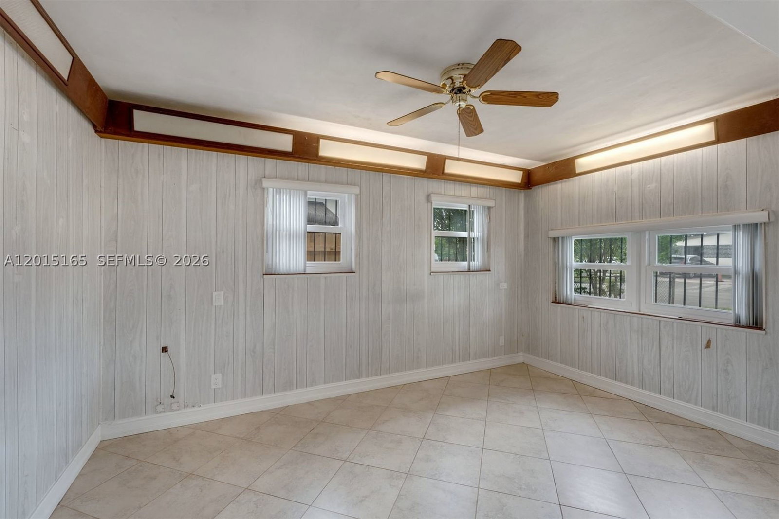 Real estate property located at 2674 8th Ct, Miami-dade, Hialeah Homesites, Hialeah, FL