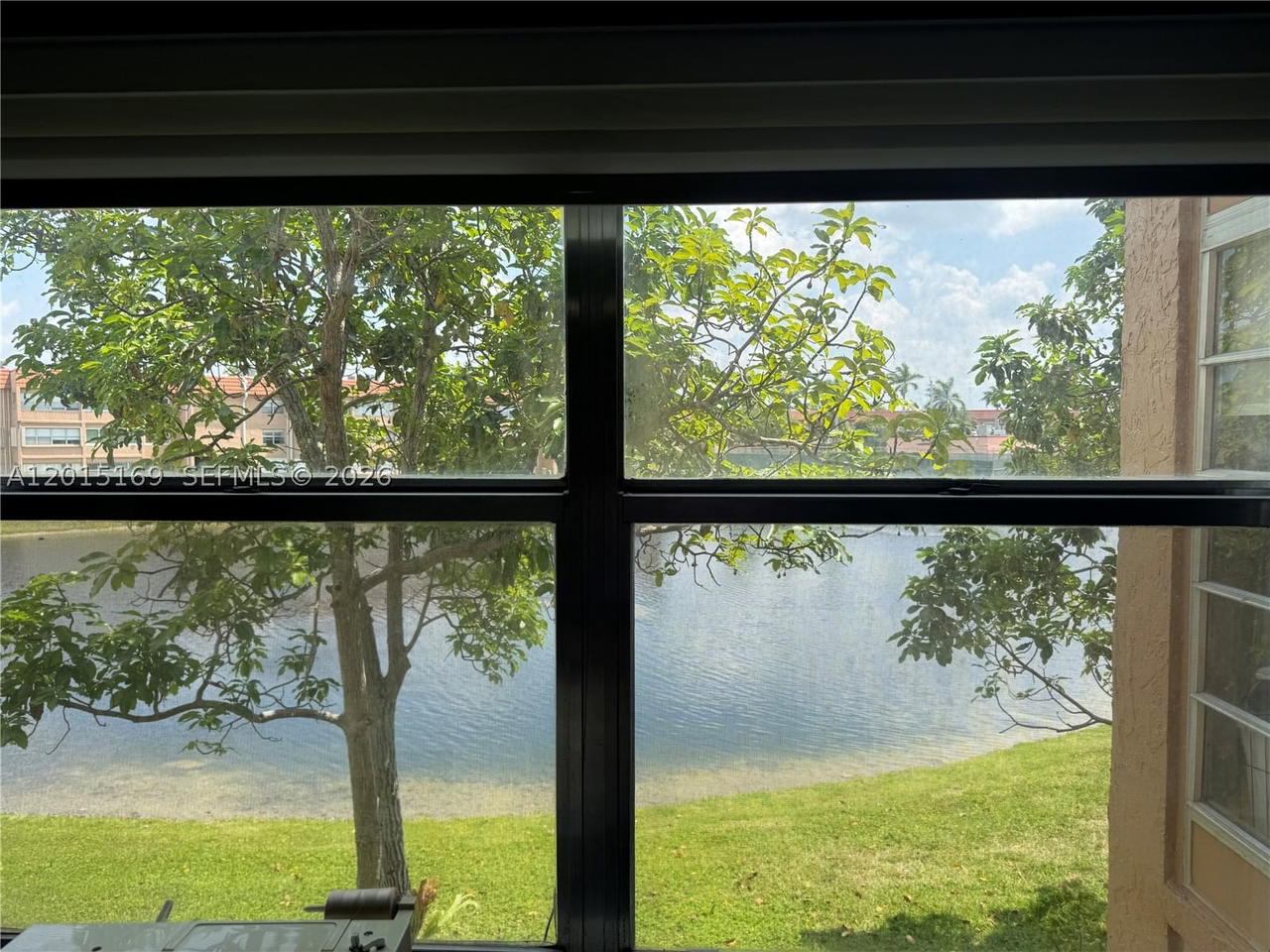 Real estate property located at 9580 Sunrise Lakes Blvd #211, Broward, Sunrise Lakes 145 Condo, Sunrise, FL
