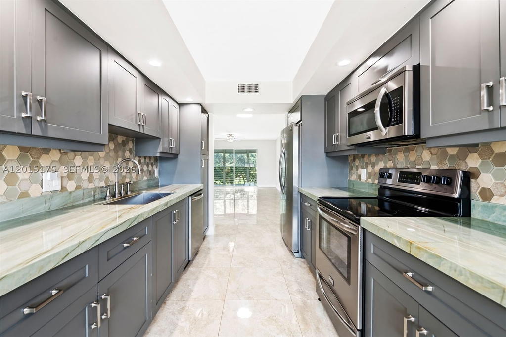 Real estate property located at 1503 Cayman Way C3, Broward, Cayman Village C Condo, Coconut Creek, FL