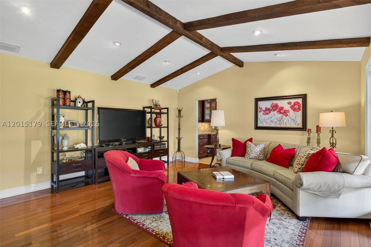Real estate property located at 10044 131st Ter, Miami-dade, Woods Of Pine Estates, Miami, FL
