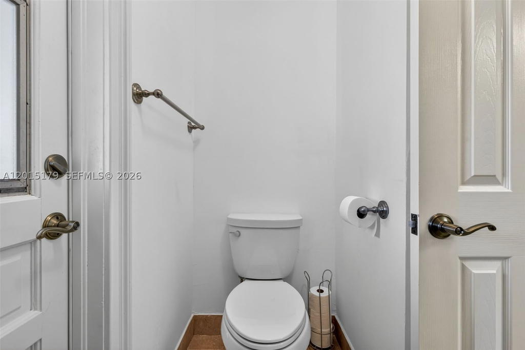 Real estate property located at 10044 131st Ter, Miami-dade, Woods Of Pine Estates, Miami, FL