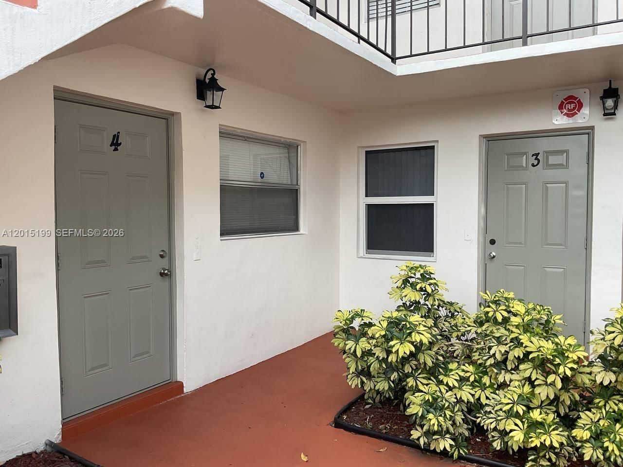 Real estate property located at 3090 Coral Springs Dr #4, Broward, Villas At Coral Springs, Coral Springs, FL