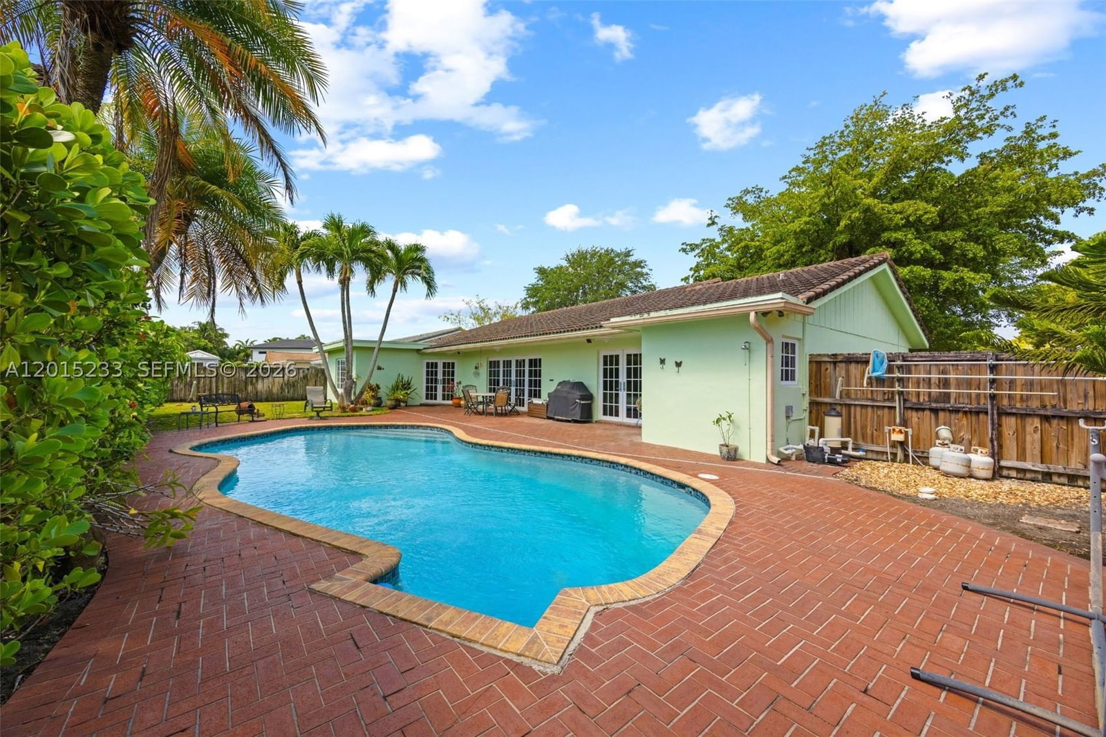 Real estate property located at 21141 21st Ct, Miami-dade, Highland Lakes Sec 12, Miami, FL