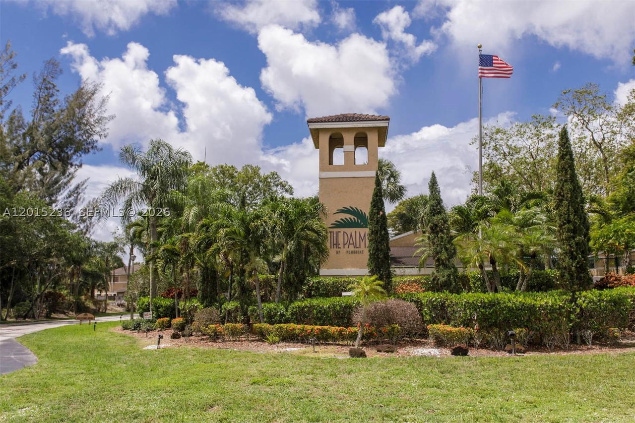 Real estate property located at 400 Palm Cir W #102, Broward, Palms Of Pembroke Condo, Pembroke Pines, FL
