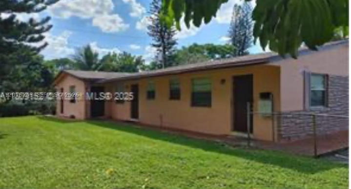 Real estate property located at 5210 16th St, Broward, Sunshine Villas, Lauderhill, FL