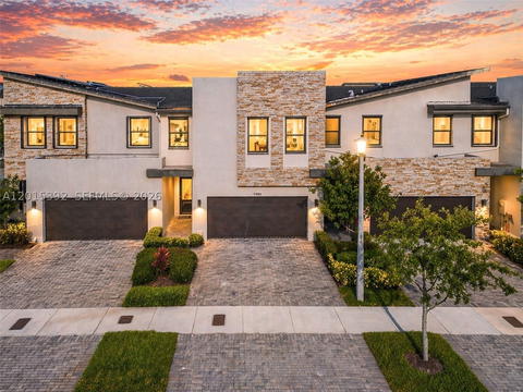 Real estate property located at 7903 105th Ave, Miami-dade, Grand Bay South Townhomes, Doral, FL
