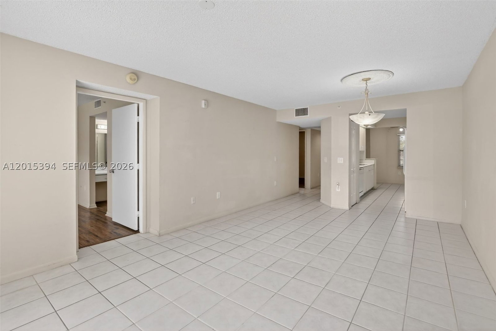 Real estate property located at 700 137th Ave #110H, Broward, Plymouth At Century Villa, Pembroke Pines, FL