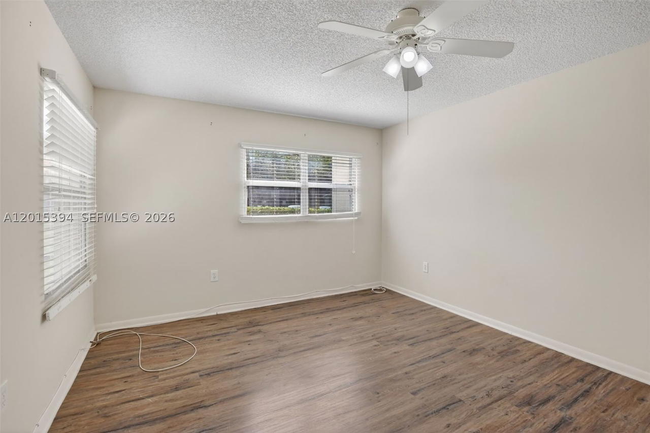 Real estate property located at 700 137th Ave #110H, Broward, Plymouth At Century Villa, Pembroke Pines, FL