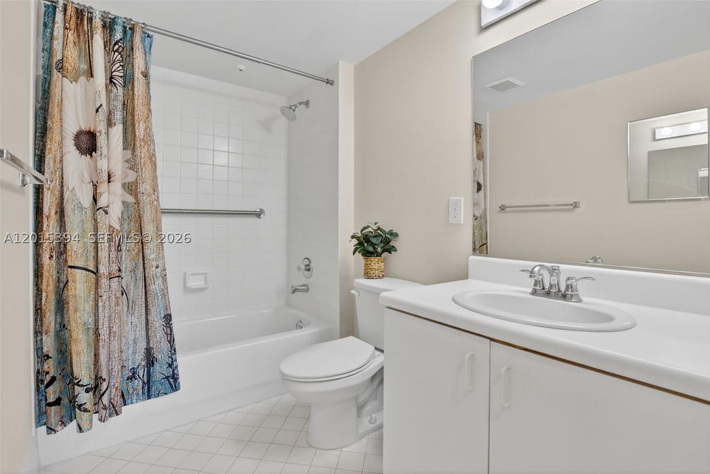Real estate property located at 700 137th Ave #110H, Broward, Plymouth At Century Villa, Pembroke Pines, FL