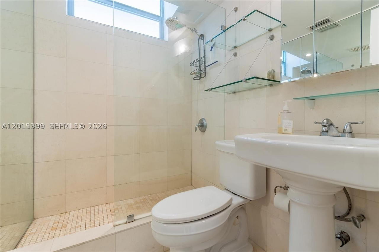 Real estate property located at 301 Ocean Dr #306, Miami-dade, Ocean Park Condominium, Miami Beach, FL