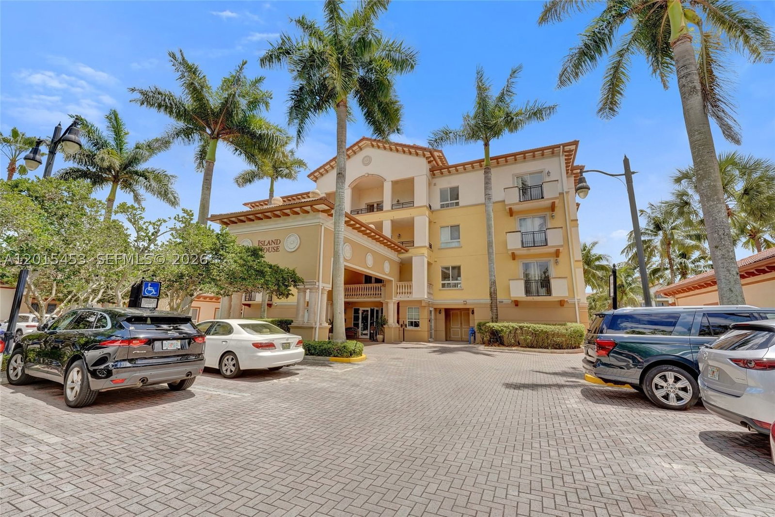 Real estate property located at 16135 Emerald Estates Dr #166, Broward, Weston 55 Plus Condo, Weston, FL